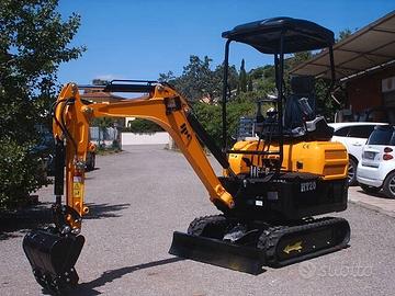 MINIESCAVATORE USATO JPC HT20