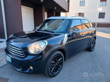 Mini Cooper D Countryman 1.6 pronta da guidare