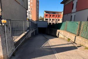 Garage doppio 1km dal centro posto auto