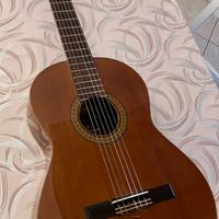 Chitarra acustica Privada p5 del 1988