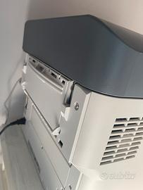 OKI Pro7411WT – Stampante LED A4 CMYK + Bianco