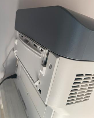 OKI Pro7411WT – Stampante LED A4 CMYK + Bianco