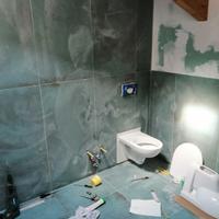 Ristrutturazione  bagni .