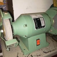 SMERIGLIATRICE DA BANCO