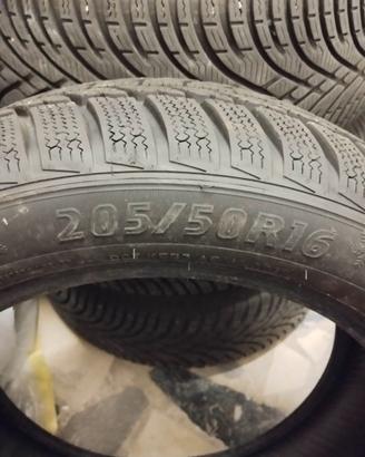 Pneumatici invernali 205/50 R16