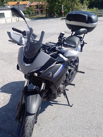 Moto Yamaha Tracer 7