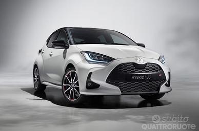 RICAMBI TOYOTA YARIS FULL LED 2023