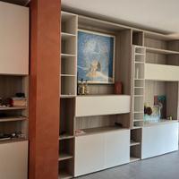 mobile libreria moderna soggiorno bianca e legno