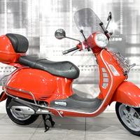 Piaggio Vespa GTS 250