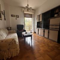 Osimo 92 mq balconi soffitta e posto auto