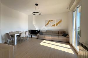 3 LOCALI A CARUGATE