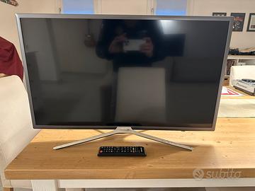 Samsung TV 32" Full HD Flat Serie 5 K5500 (2018)