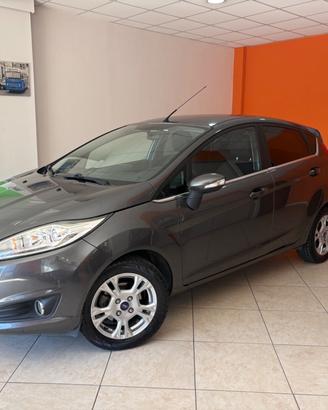 Ford Fiesta 1.4 5p. Bz.- GPL Titanium PERMUTE E FI