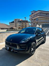 Macan T