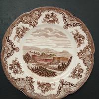 PIATTI IN PORCELLANA ANTICHI