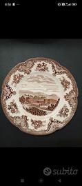 PIATTI IN PORCELLANA ANTICHI