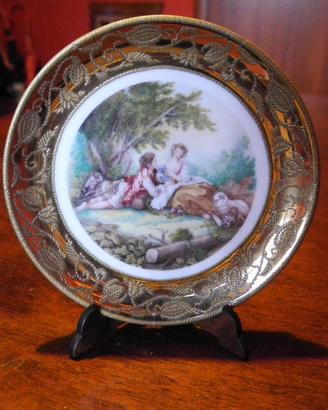 Piattino in ceramica di Limoges placcato oro
