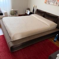 Letto matrimoniale Molteni