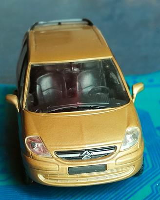 Citroen C8