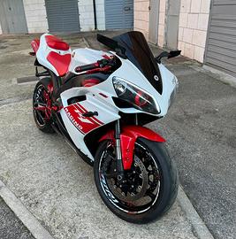 Yamaha R1
