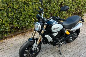 Ducati scrambler 1100