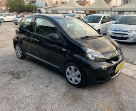 Toyota Aygo 1.0 12V VVT-i 3 porte Now Connect NEOP