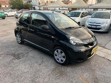 Toyota Aygo 1.0 12V VVT-i 3 porte Now Connect NEOP