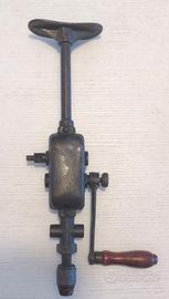 trapano a mano a manovella 