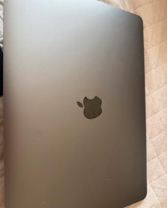 MacBook Air grigio siderale 13”