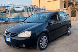 Golf 5 1.9 105 cavalli 230 mila km