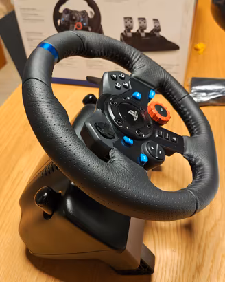 Volante e pedaliera PS4 e PC Logitech G29