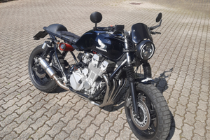 Honda cb750 sevenfifty cafe racer