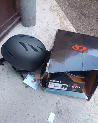 casco da sci o snowboard 
