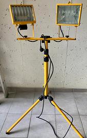 2 Faretti con cavalletto