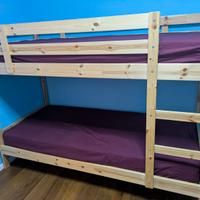 Letto a castello Ikea Mydal con materassi