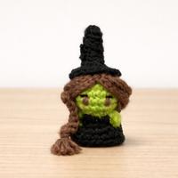 Mini amigurumi Elphaba - Wicked