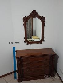 Cassettone in vera noce con specchio