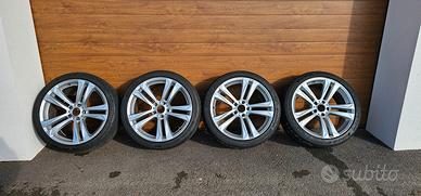 Bmw x3 F25 Leichtmetallfelgen mit Sommerbereifung