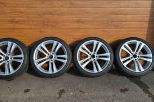 Bmw x3 F25 Leichtmetallfelgen mit Sommerbereifung