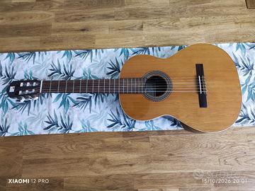 chitarra classica alhambra