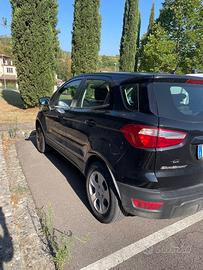 Ford ecosport nera