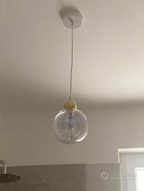 Lampa sospesa oro con palla di vetro 
