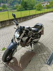 Yamaha MT-03 660 del 2006 adatta Patente A2