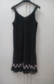 abito elegante da donna 