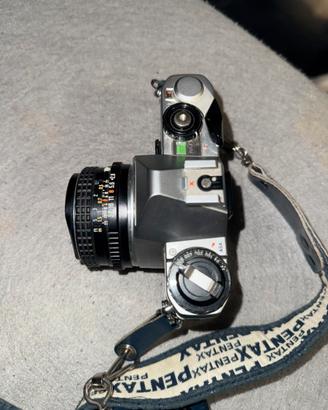 Macchina fotografica pentax mg 35mm