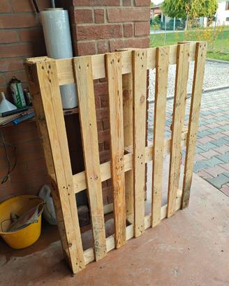 22 Bancali in legno