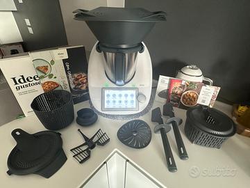 Bimby TM6 completo di accessori