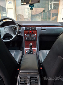 Una Mercedes da vendere