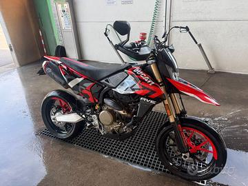 DUCATI HYPERMOTARD 698 RVE