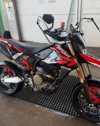 DUCATI HYPERMOTARD 698 RVE